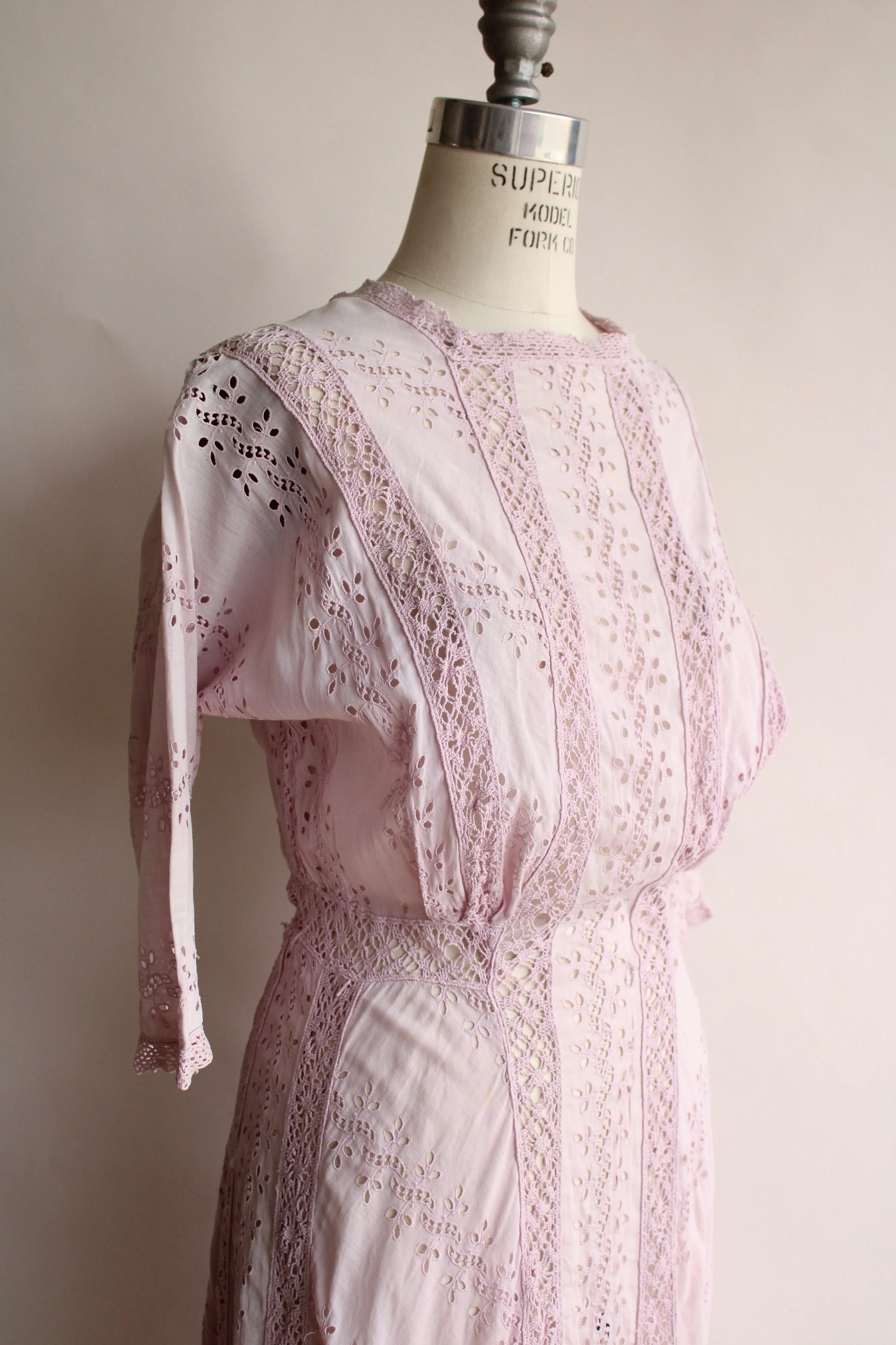 Antique 1900s Edwardian Lavender Cotton Dress