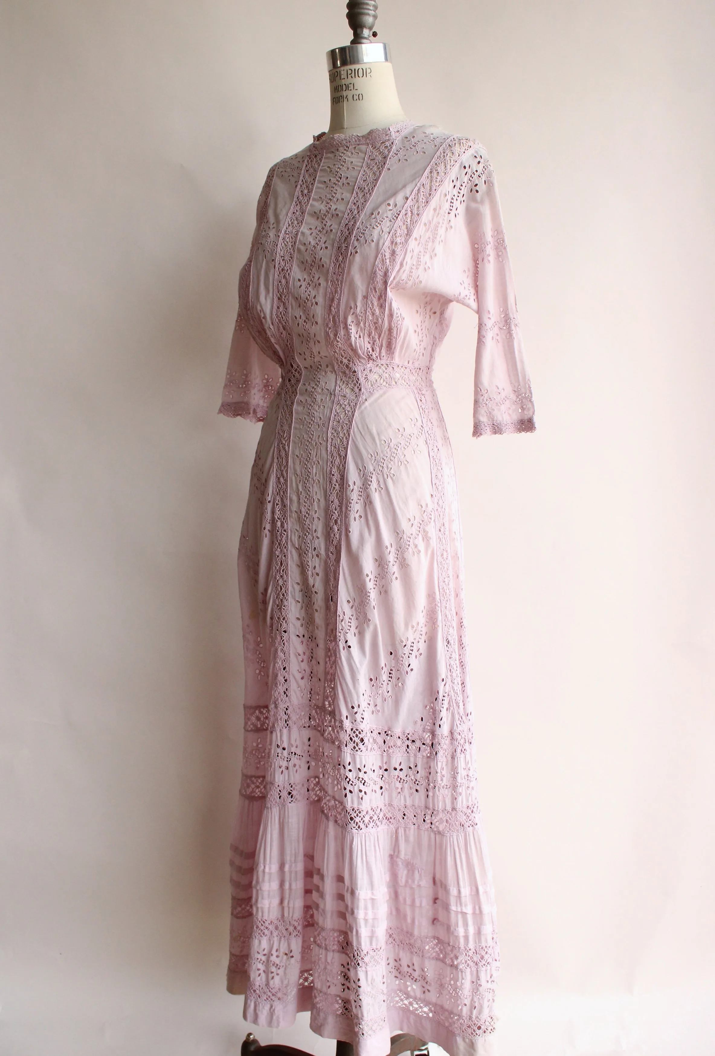 Antique 1900s Edwardian Lavender Cotton Dress