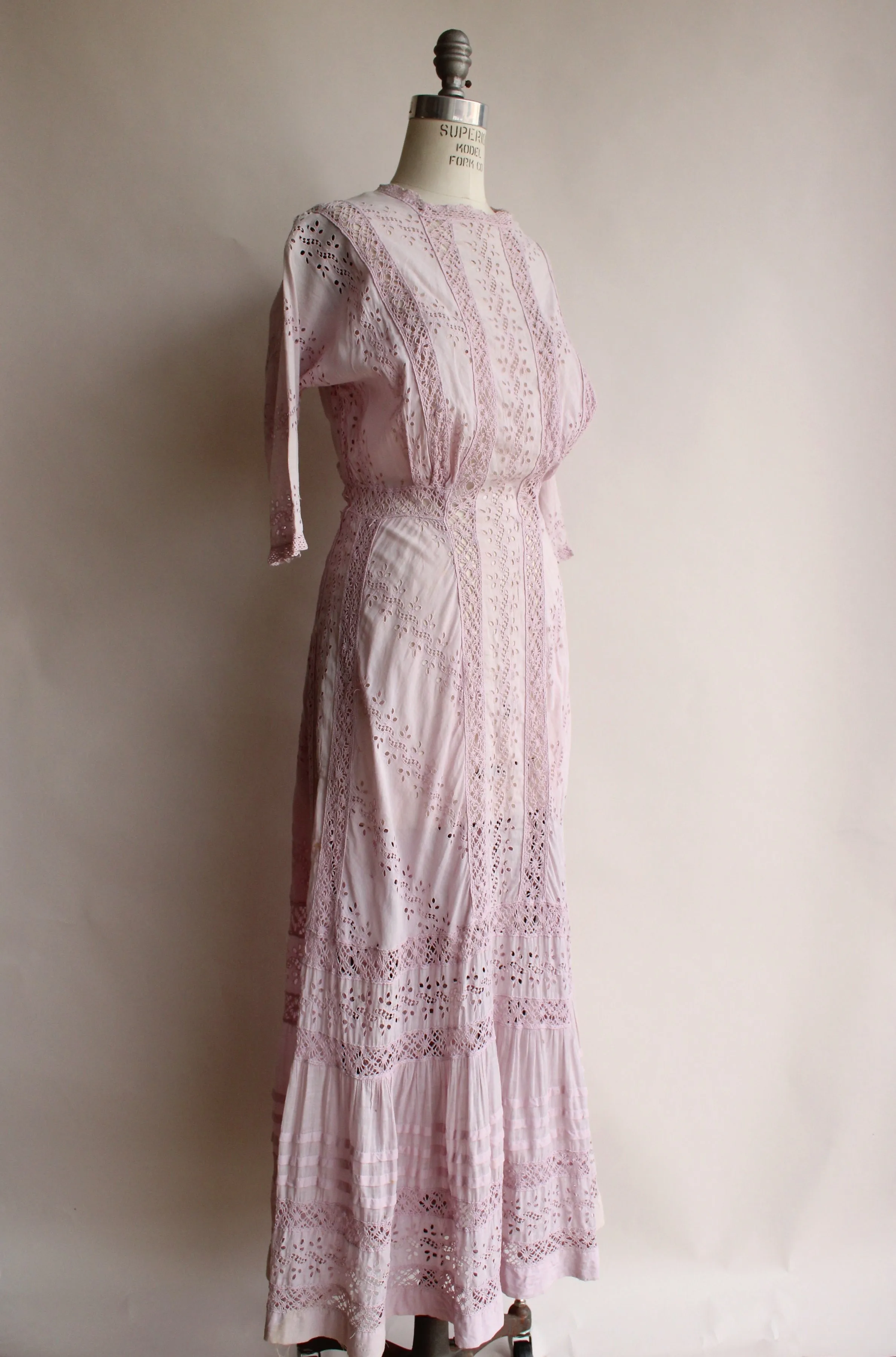 Antique 1900s Edwardian Lavender Cotton Dress