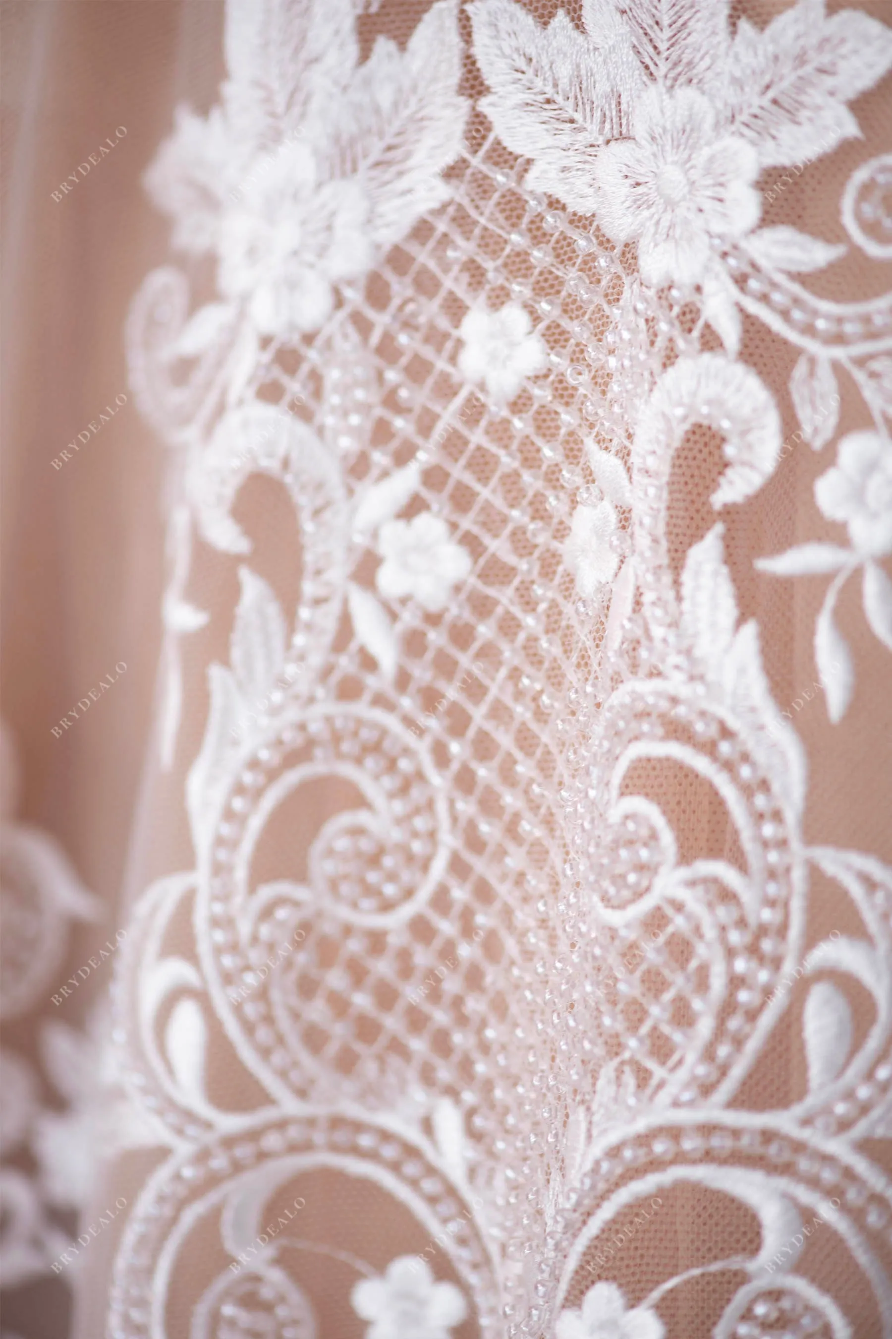 Beautiful Beaded Floral Bridal Lace Fabric for Dresses