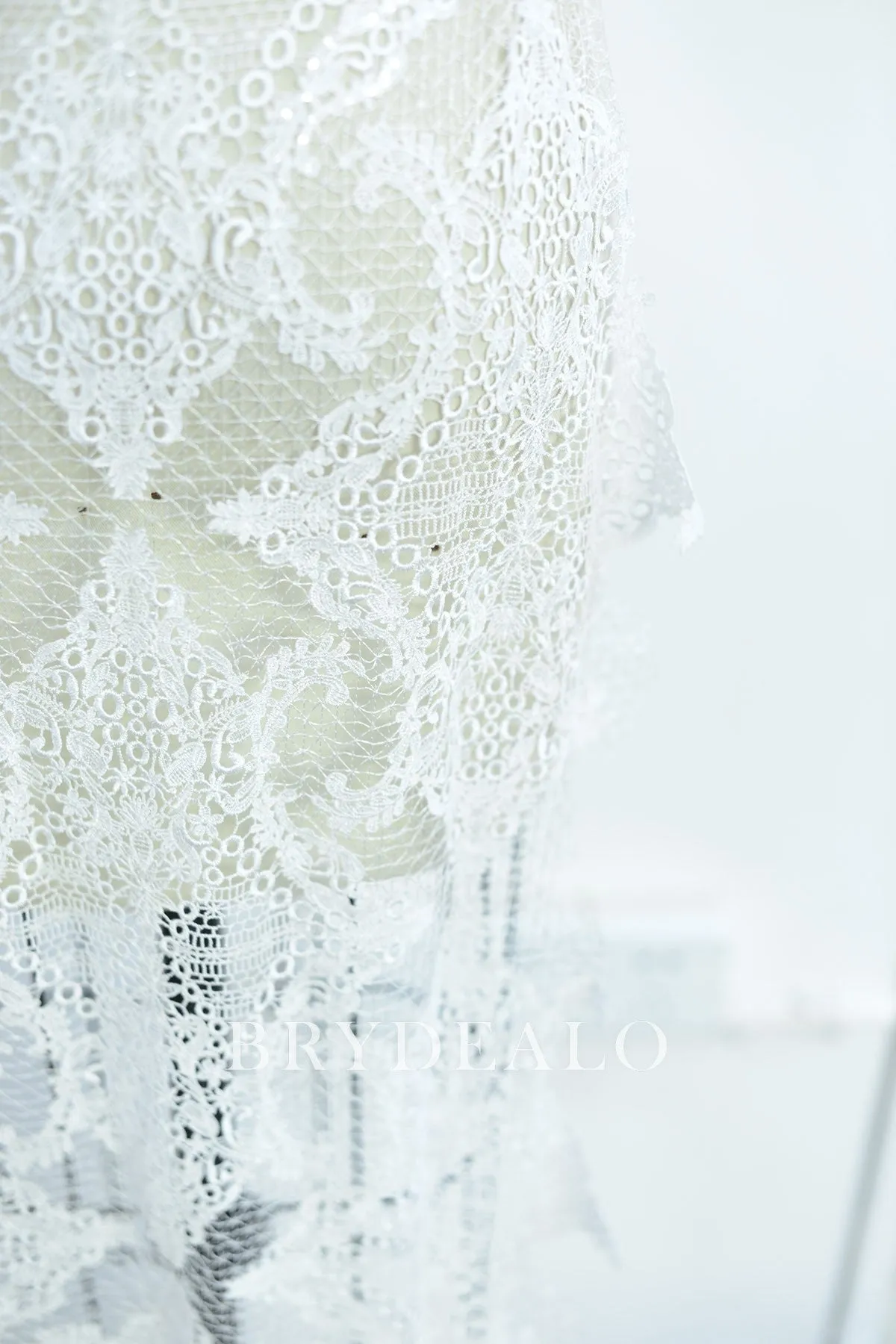 High-end Shimmery Baroque Crochet Lace Fabric for Dresses